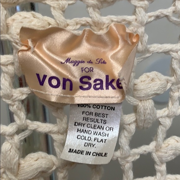 Hand made knitted sweater pit to pit ~23-24 in - Picture 3 of 7